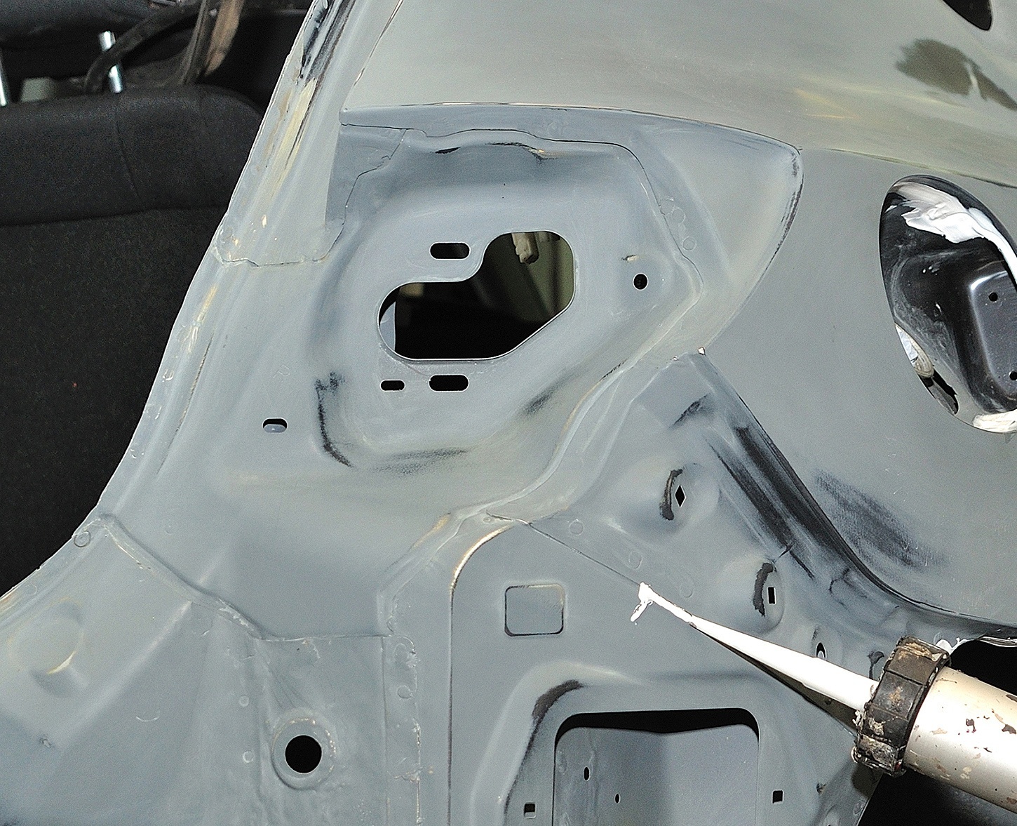 Blog perusahaan terbaru tentang Aplikasi Industri Sealant SMP: Referensi Penggunaan Praktis dan Pemilihan